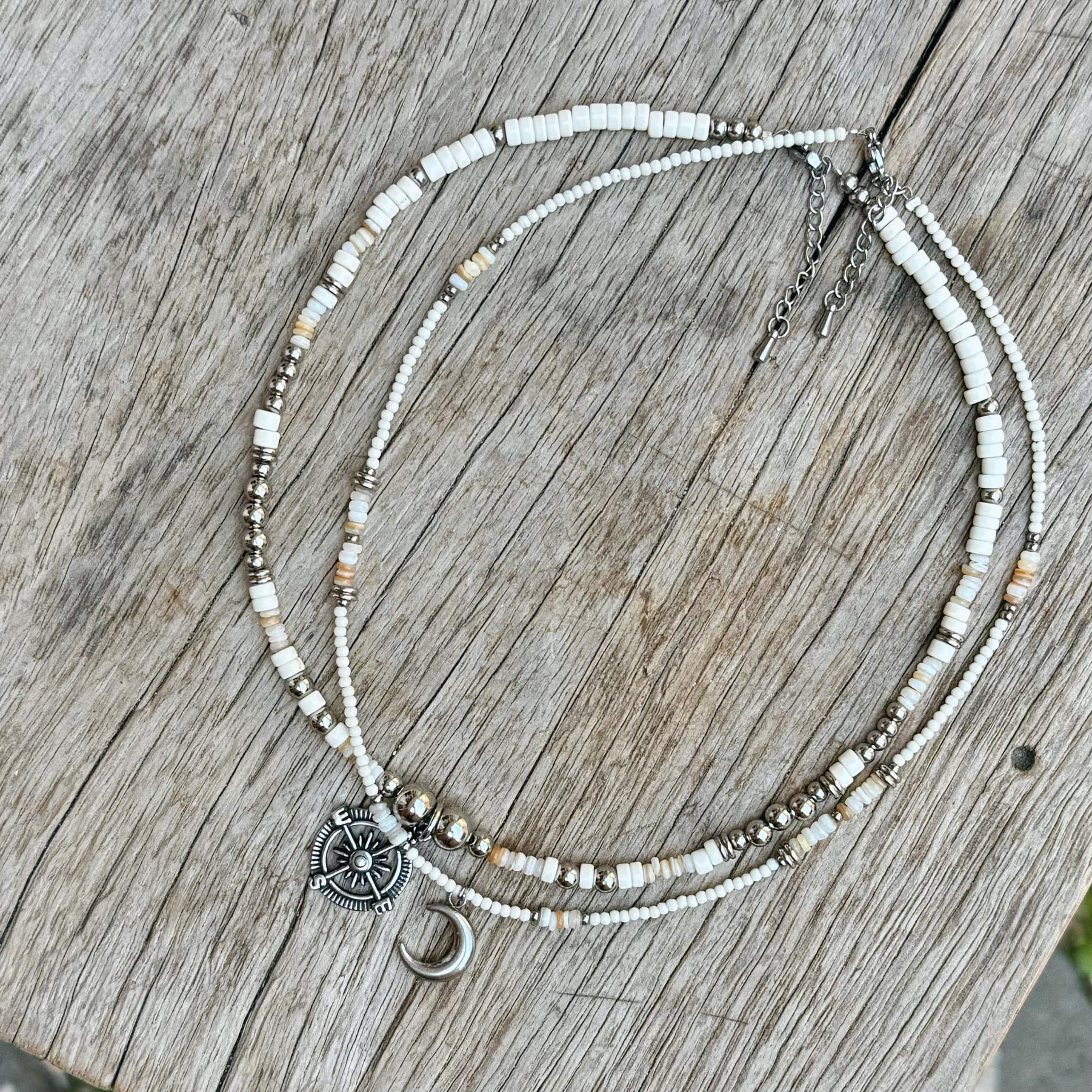 [Handmade] Crescent Stone Necklace