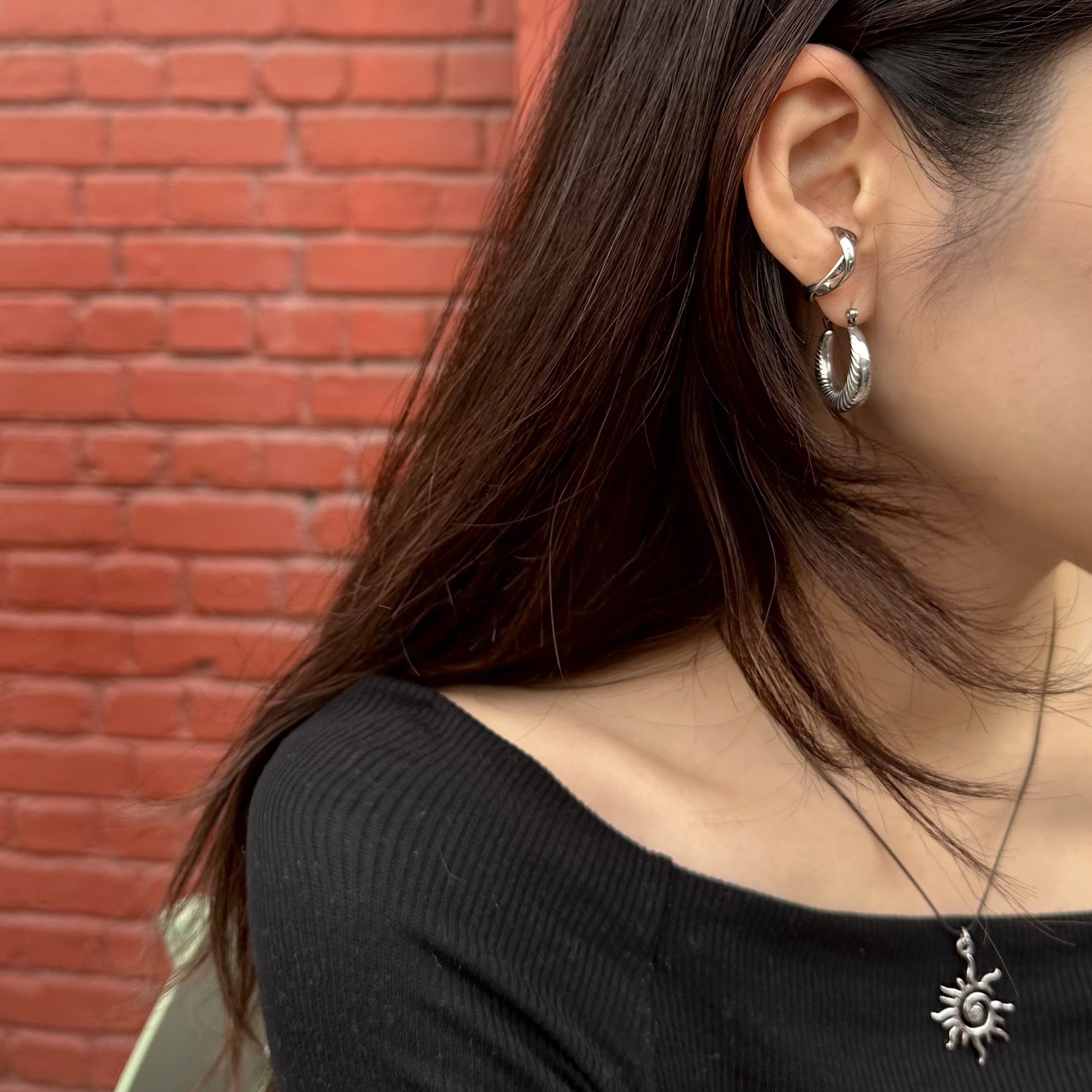 Textured ring Earring