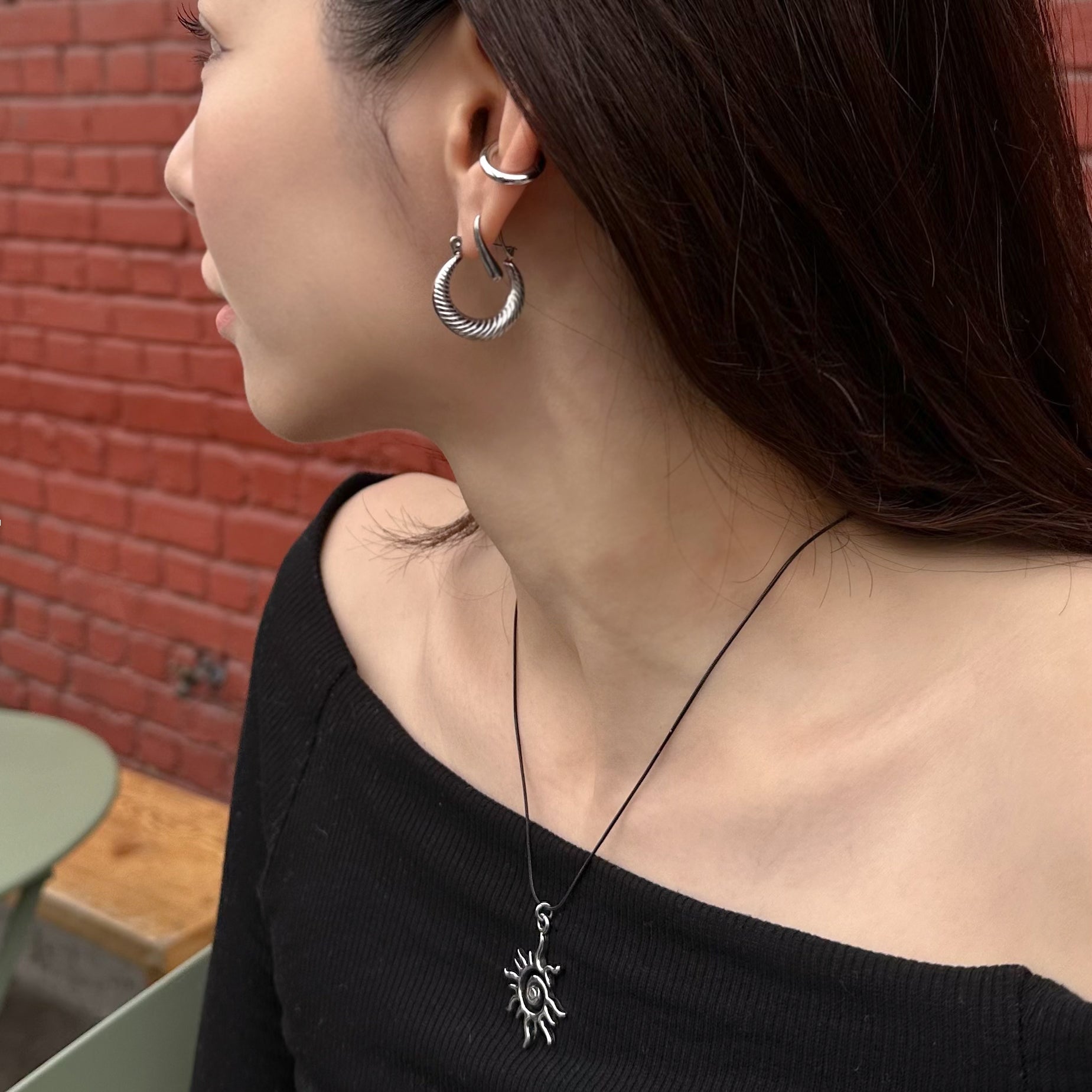 Textured ring Earring