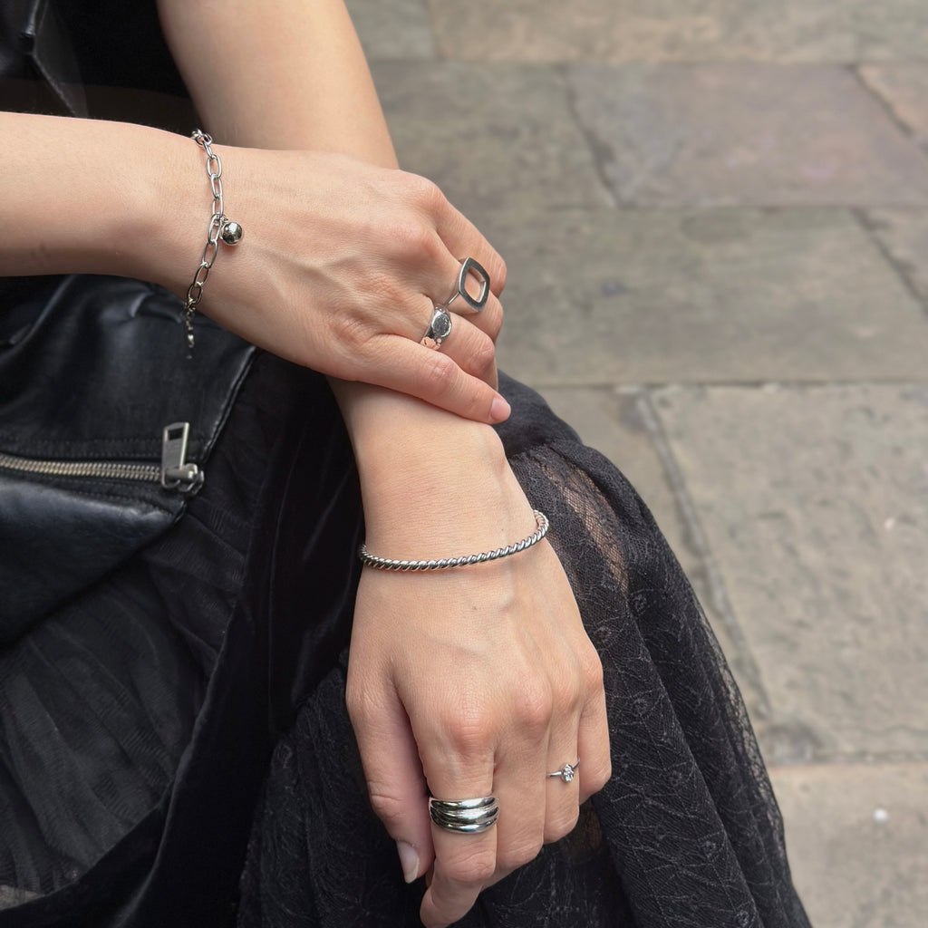 Sculpted Shell Ring (Silver)