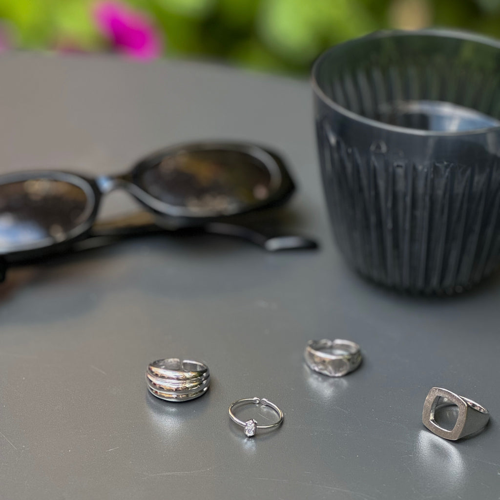 Bold Square Ring (Silver)