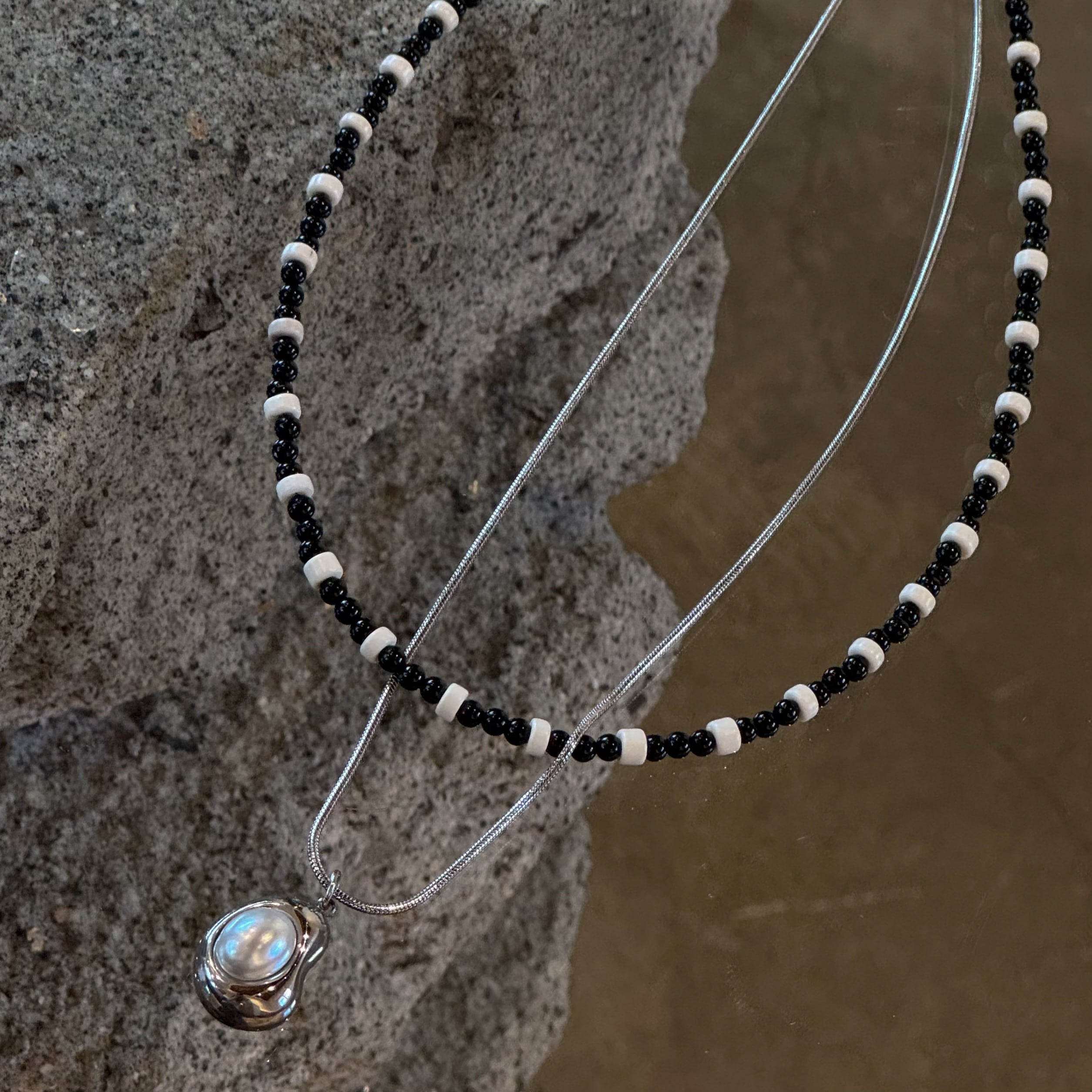 [Handmade] Monochrome Stone Necklace