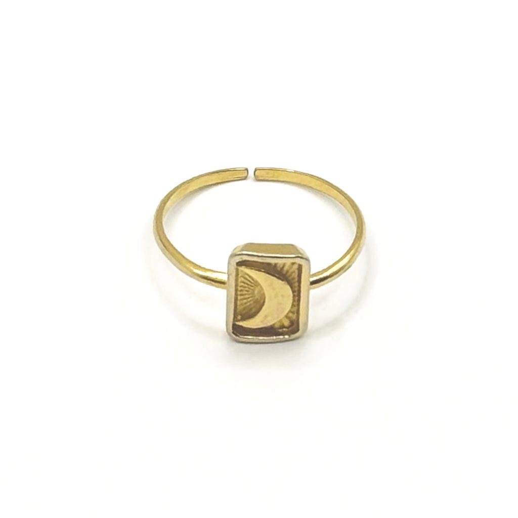 Crescent Ring (Gold)
