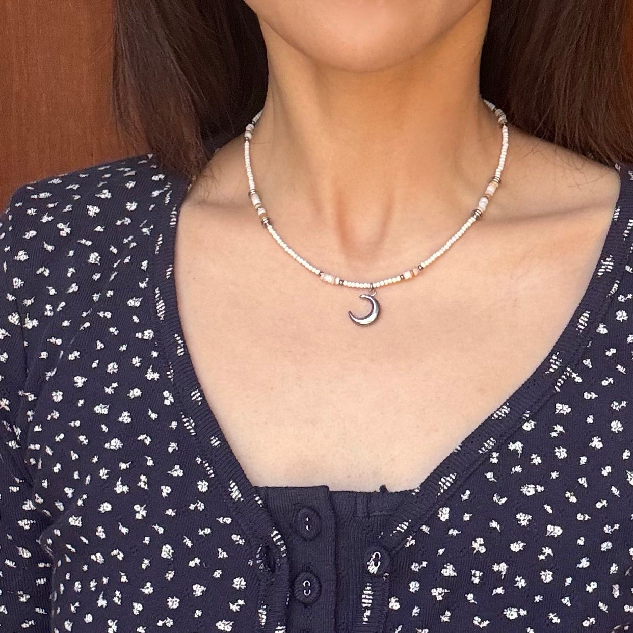 [Handmade] Crescent Stone Necklace