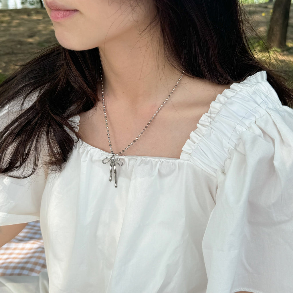 [Handmade] Bow Charm Necklace